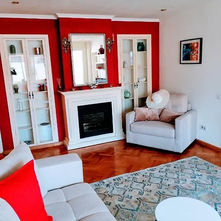 Apartment Cozy In Center Of *